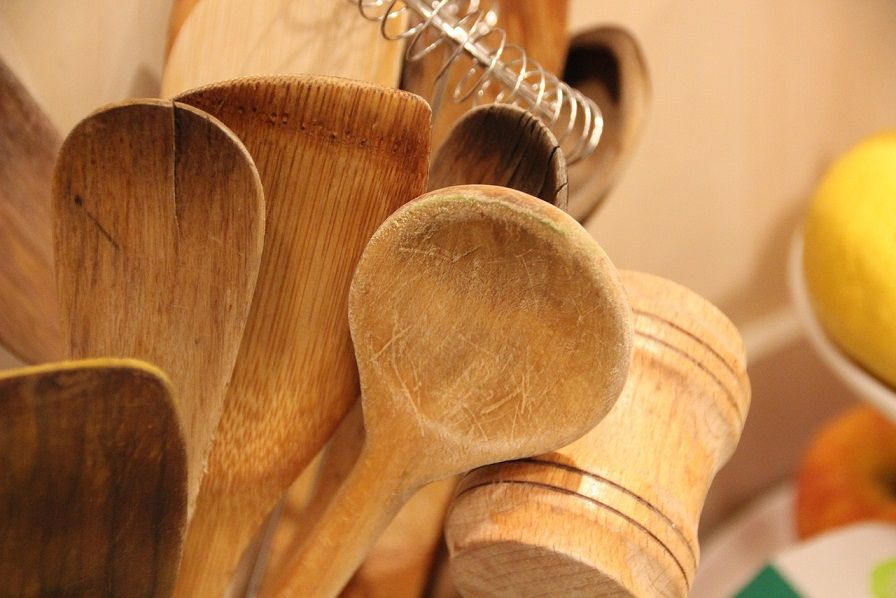 drewniane przybory kuchenne