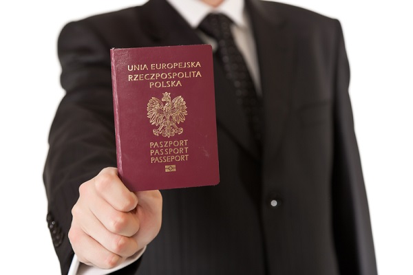 Ukraińcy dostaną w Polsce nowe paszporty