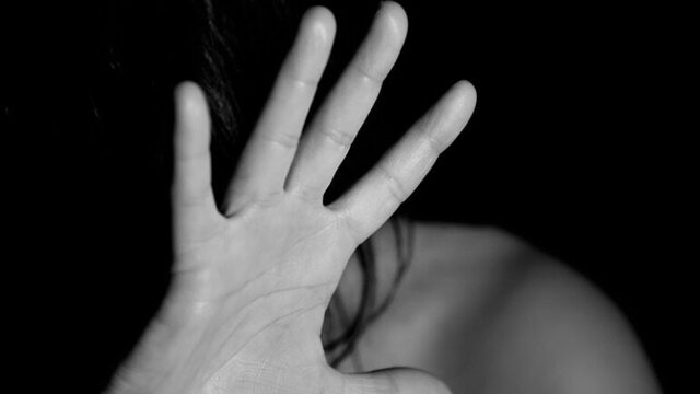 Zbiorowy gwałt na 14-latce. Mężczyźni zwabili ją do hotelu i zaprosili kolegów
