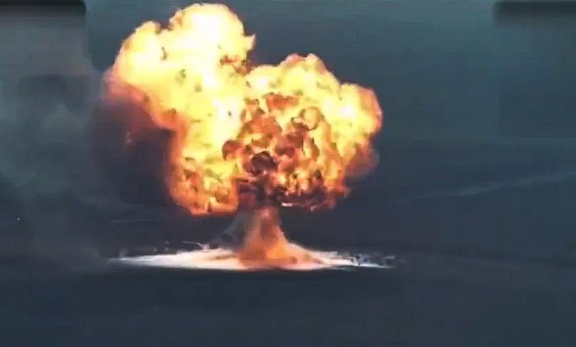 Wybuch rosyjskiego składu paliwa na Ukrainie. Na niebie było widać ogromny grzyb 