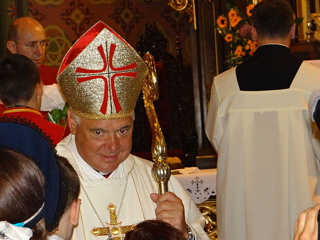 Niemiecki kardynał ostrzega. Trwa próba piątego rozbioru Polski