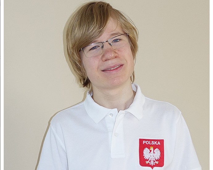 17-letni Polak w ciągu trzech tygodni zdobył medale w olimpiadzie z chemii, matematyki i fizyki