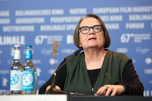 Agnieszka Holland przeciwna reakcji Tuska na kryzys migracyjny