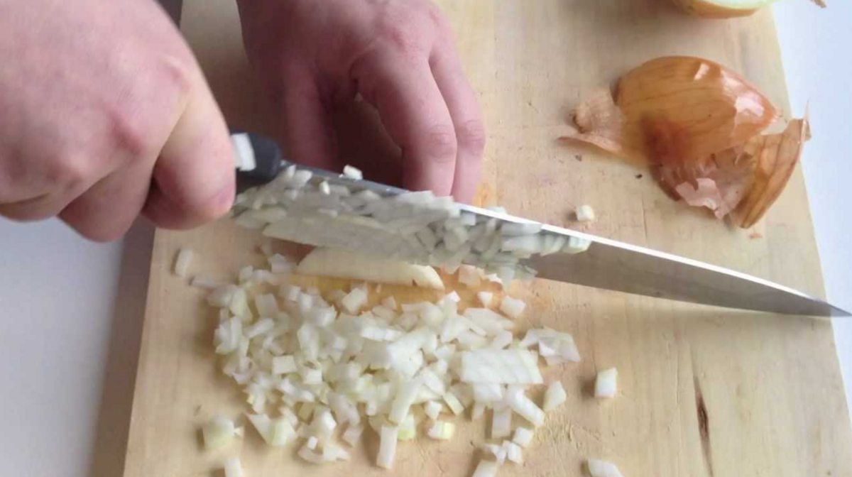 krojenie cebuli