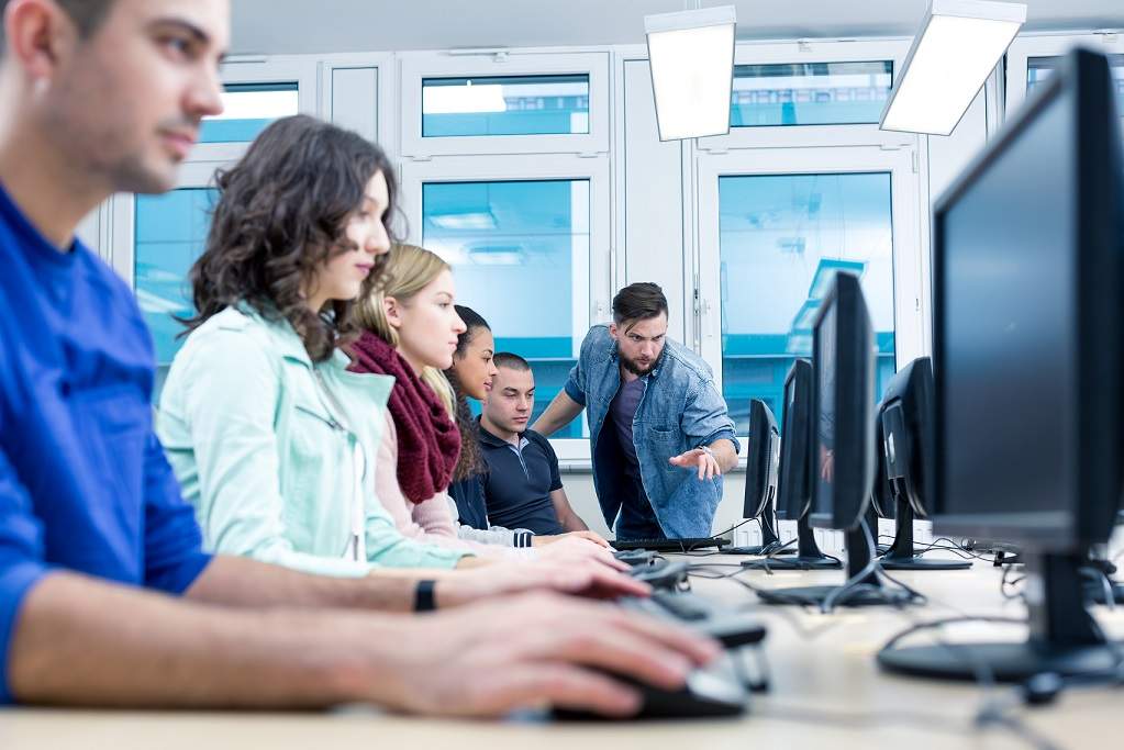 Co daje specjalizacja w sztucznej inteligencji na studiach informatycznych?