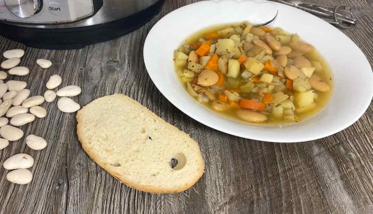 zupa fasolowa