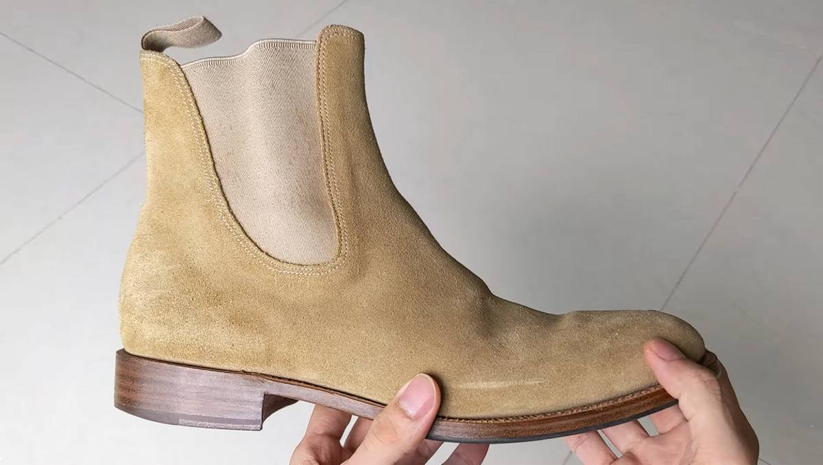 jak wyczyścić buty zamszowe