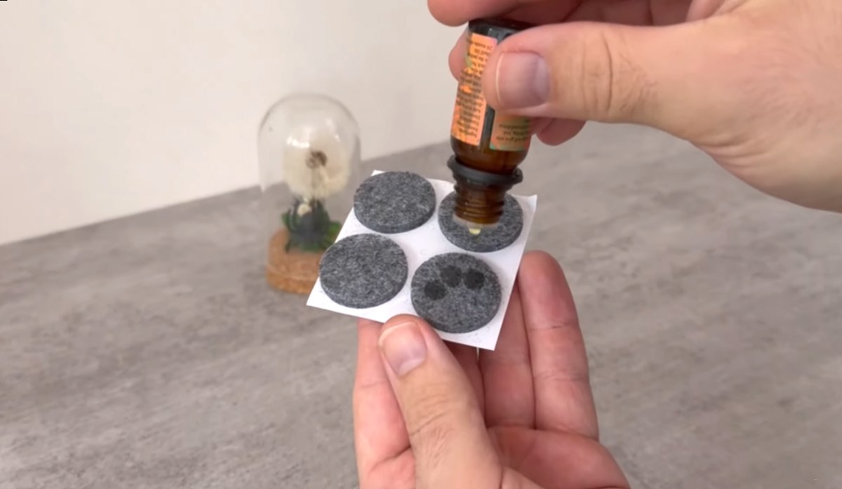 nakładki filcowe - skrapianie olejkiem eterycznym