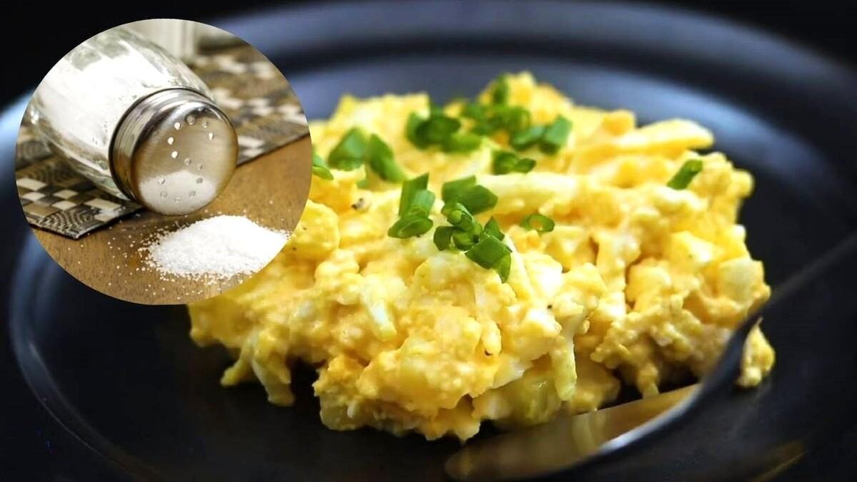 kiedy solić jajecznicę