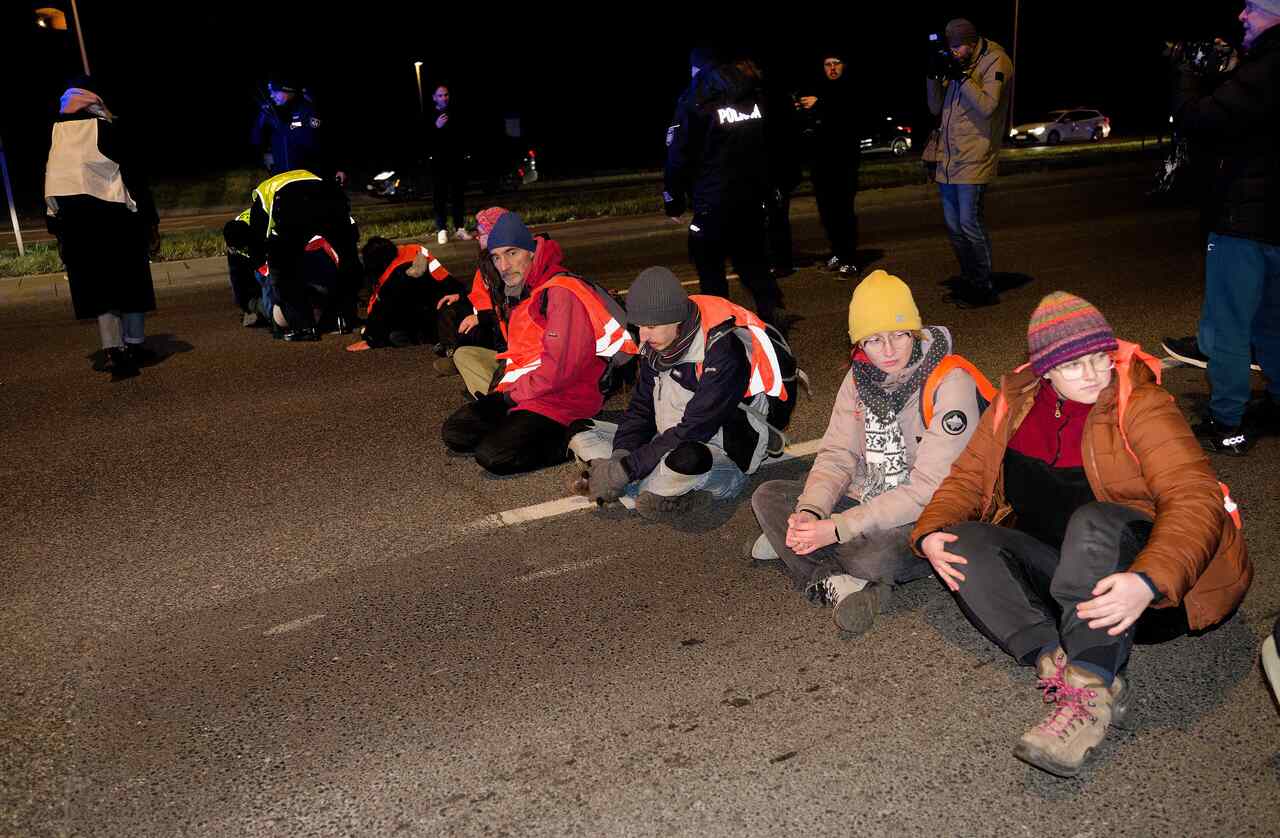 Ostatnie Pokolenie kończy działalność