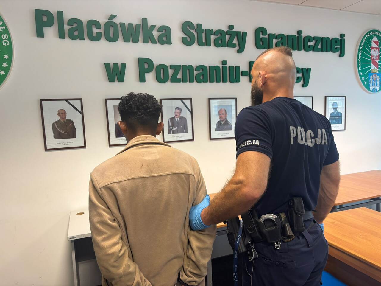 Kolumbijczyk biegał nago po DK