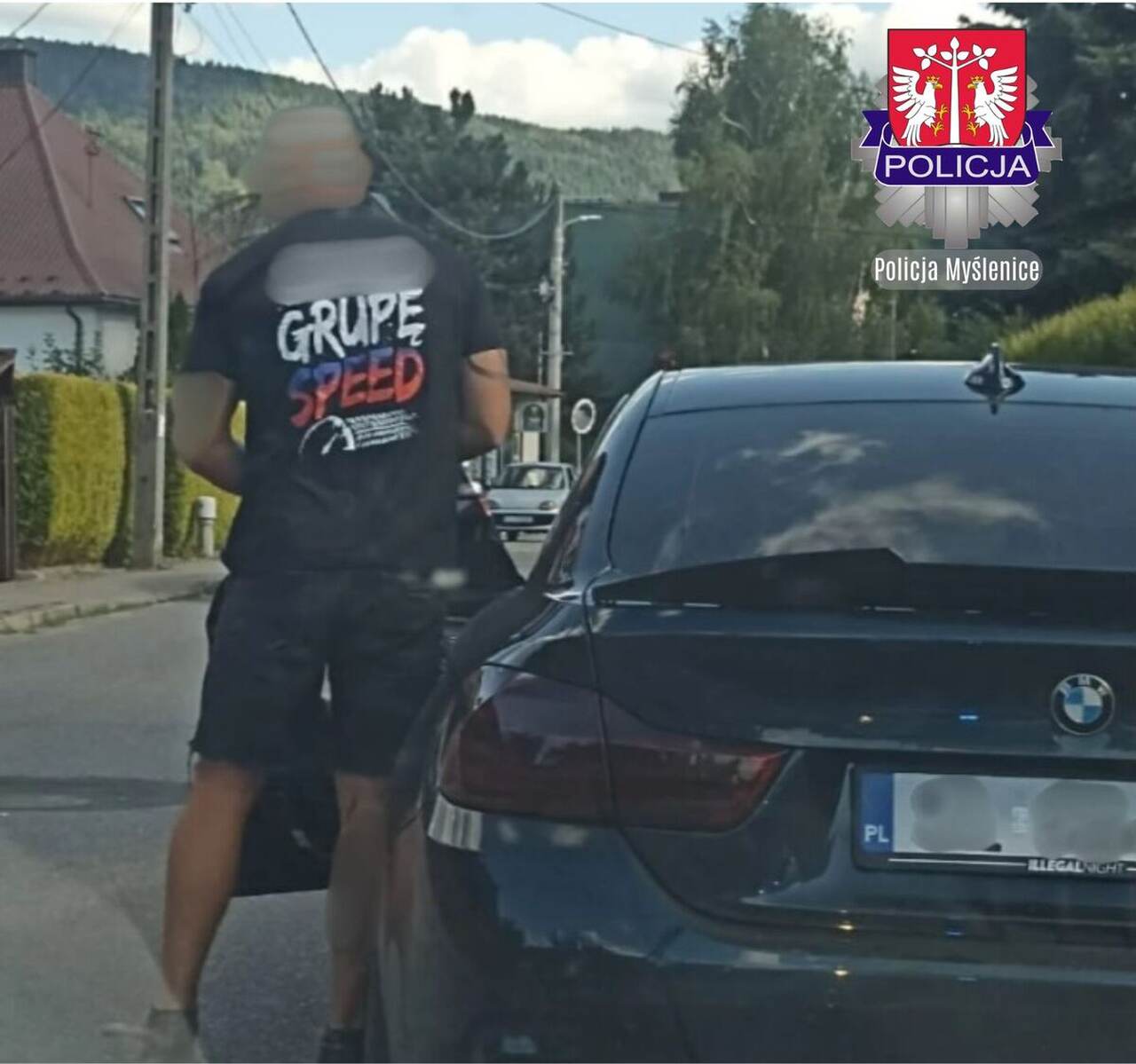 Zatrzymany do kontroli za oklejone szyby