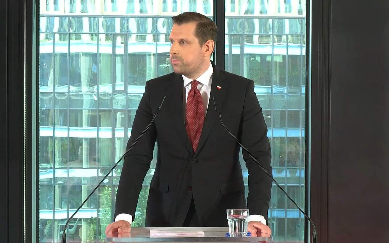 PiS składa pierwsze obietnice