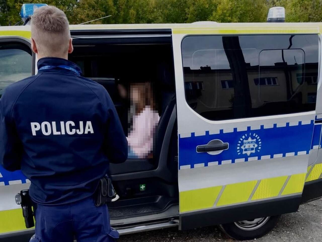Robiły sobie sesję zdjęciową na torach